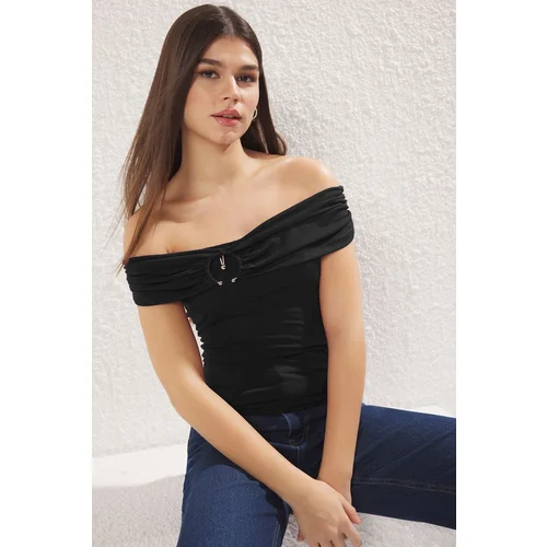 Trendyol Black Carmen Collar Accessory Detailed Body-Smoothing Flexible Knitted Blouse