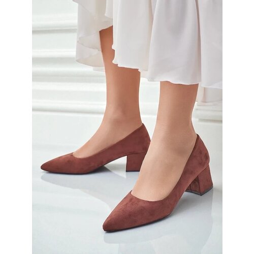 Resti Women&amp;#039;s low-heeled pumps Agas Slike