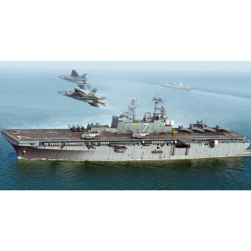 HobbyBoss USS Iwo Jima LHD-7, (21312857) Slike