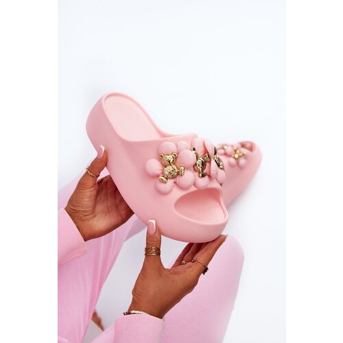 Kesi Women&amp;#039;s foam slippers with embellishment on a thick sole in pink Bremavia Slike