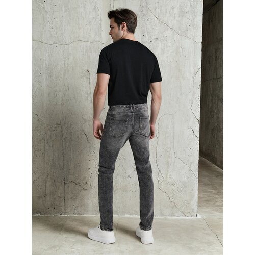 Sinsay Slim fit traperice s efektom pranja Slike
