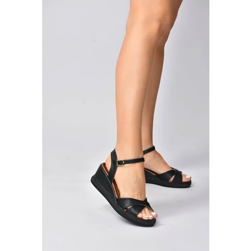 Fox Shoes Women's Black Wedge Heels K674350009