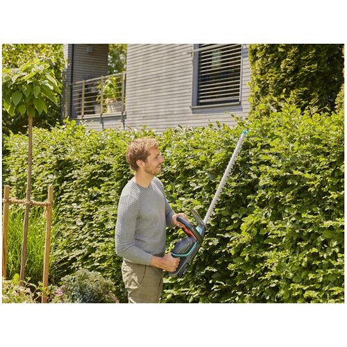 Gardena Akumulatorske &amp;scaron;karje za živo mejo ComfortCut 60/18V P4A (18 V, Li-Ion, 2,5 Ah, maks. debelina vej: 20 mm) Slike