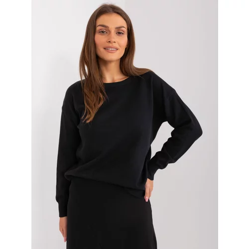 Fashion Hunters Black women's classic sweater with long sleeves