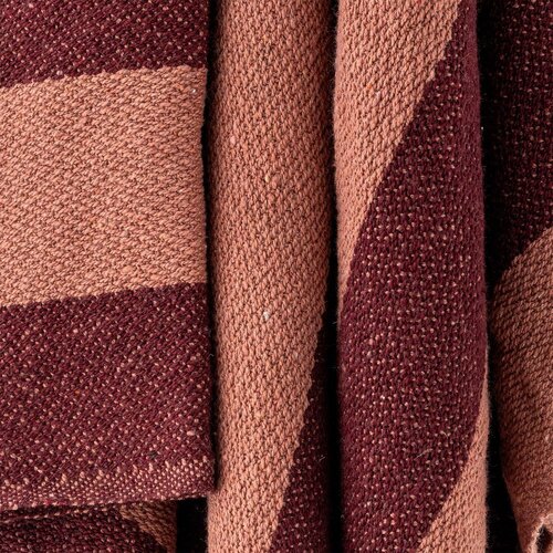Bloomingville Bordo rdeča odeja iz recikliranega bombaža 130x160 cm Frello &amp;ndash; Slike