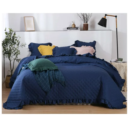 Edoti quilted bedspread ruffy A545