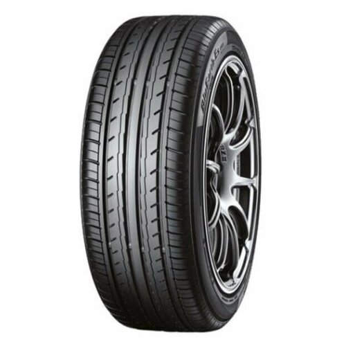 Yokohama Letna 175/65R14 82H BLUEARTH ES32 - Skladišče 5 (Dostava 5 delovnih dni) Cene