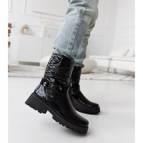 Gemre Black patent shoes with decorative Lido strap Cene