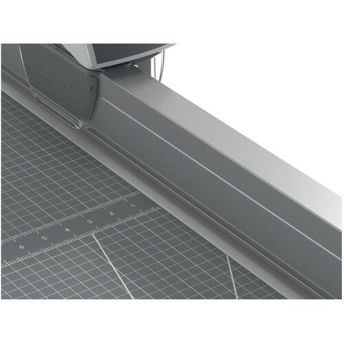  REZAČ STOLNI ZA PAPIR REZ381MM 15L A4 PLUS PRECISION OFFICE LEITZ 90270000 Slike