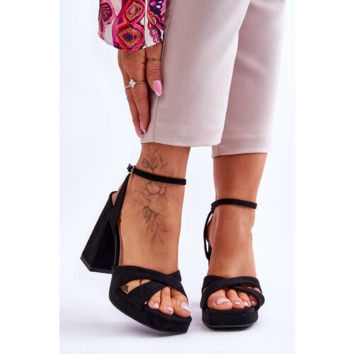 Kesi Suede sandals in square heel Black Powerful Cene