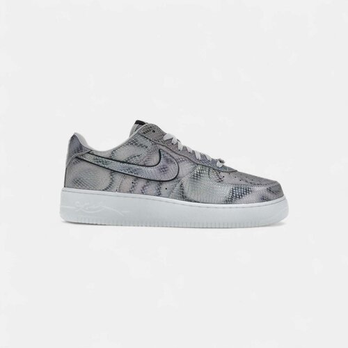 Nike Nizke superge Air Force 1 Low Protro Kobe Bryant Lenticular Bela Cene