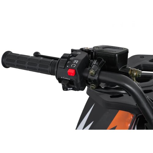 Ramiz &amp;Scaron;tirikolesnik za mladostnike na bencin MONSTER 200cc rdeča Slike
