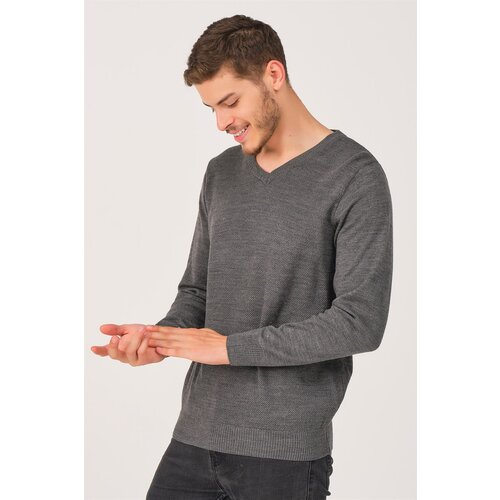Dewberry V0002 MEN'S V-NECK SWEATER-SMOKED Cene