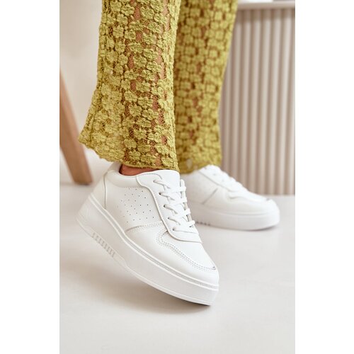 Kesi Women&amp;#039;s platform sneakers with decorative lacing white Mistra Slike