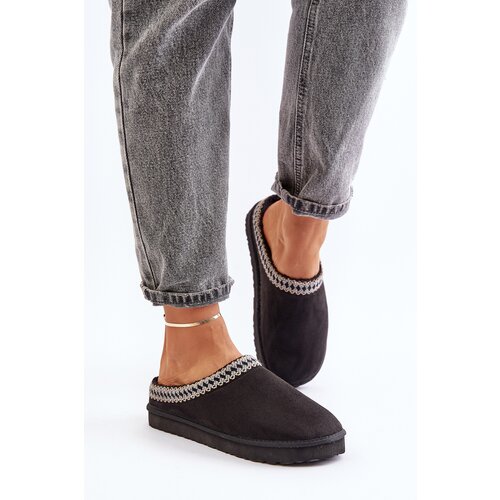 Kesi Comfortable slippers with embroidery women&amp;#039;s inblu FX000021 black Slike