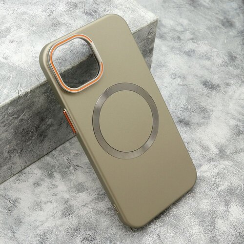 Maska PRO CASES MagSafe za iPhone 15/ zlatna Slike