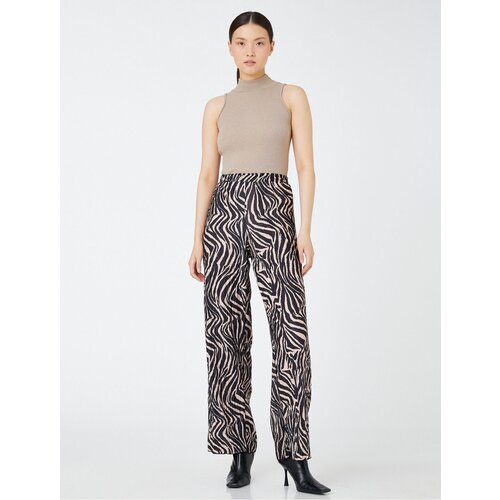 Koton Women's Black Patterned Trousers Slike