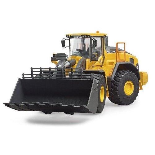 Bruder Bager Volvo L260H 024581 Cene