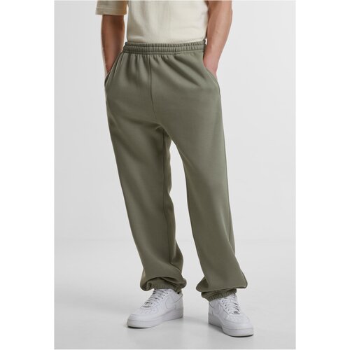 Urban Classics Men&amp;#039;s basic sweatpants Fluffy light olive Slike