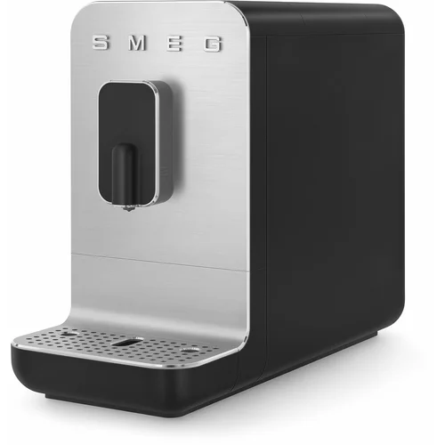 Smeg automatski espresso aparat BCC01 - CRNA MAT