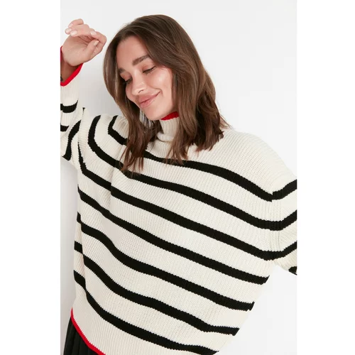 Trendyol Ecru Oversize Color Block Knitwear Sweater