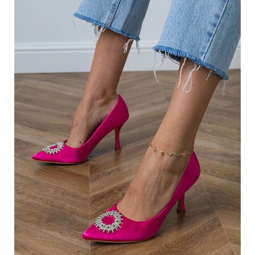 Gemre Pink satin pumps with rhinestones Bellira Cene