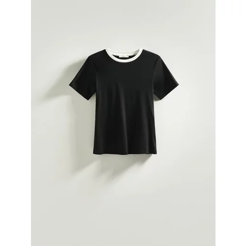 Reserved Ladies` t-shirt - črna