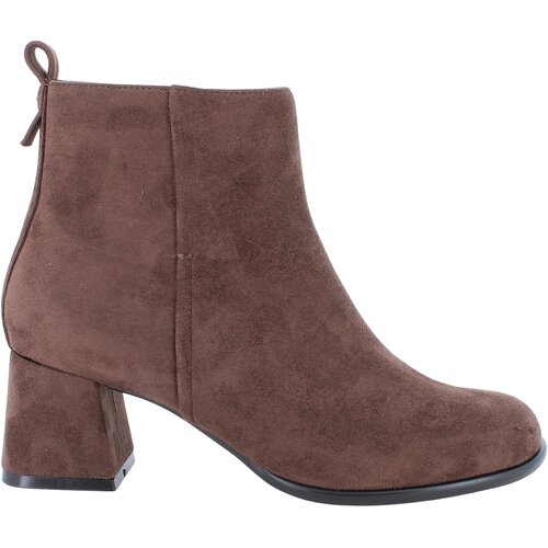 IgI&amp;amp;CO Gležnjarji 2182322 Kostanjeva Slike