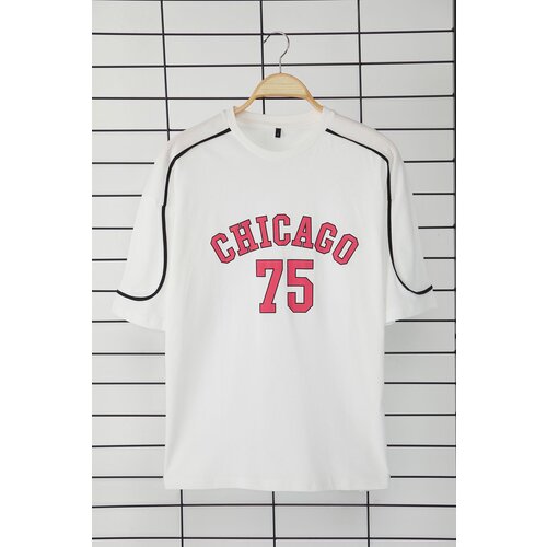 Trendyol Ecru Oversize/Wide Cut Chicago Printed Piping Detail 100% Cotton T-shirt Cene