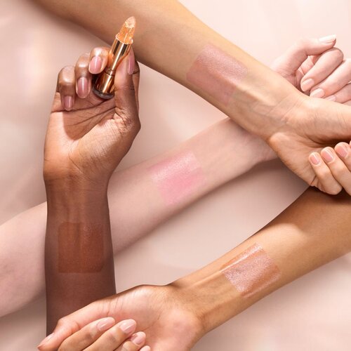 Catrice Glam In Gold Glow balzam za usne 010 In A Gold Rush Slike