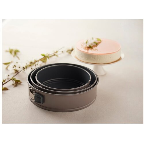 Blomsterbergs Čeličan kalup za pečenje za torte &amp;oslash; 24 cm &amp;ndash; Slike