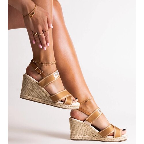 D/CEO Yellow sandals Dolores Cene