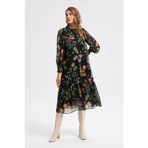 Gusto Floral Casual Dress - Black