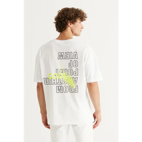 AC&Co / Altınyıldız Classics Men's Ecru Oversized Loose Fit, Crew Neck 100% Cotton Printed T-Shirt.