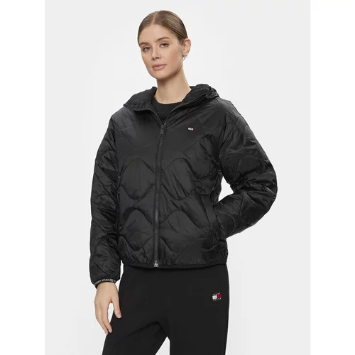 Tommy Jeans Puhovka Tjw Quilted Tape Hood Puffer Ext DW0DW17242 Črna Regular Fit