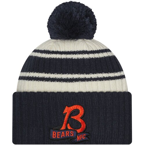 New Era Chicago Bears 2022 Official Sideline Sport Cuffed Pom zimska kapa Cene