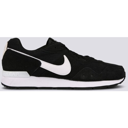 Nike VENTURE RUNNER SUEDE Crna Slike