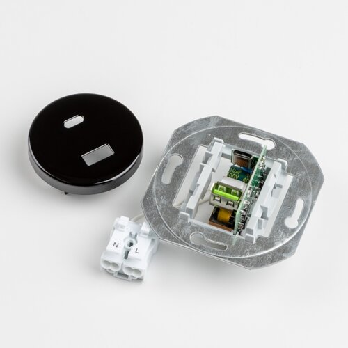  Kliklap - Retro USB utičnica A+C sa ramom, crna Slike
