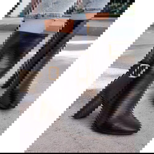 Resti Women's ankle boots on a post Amior Cene