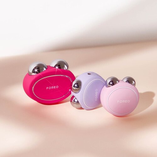 Foreo masažer za lice bear roze Slike