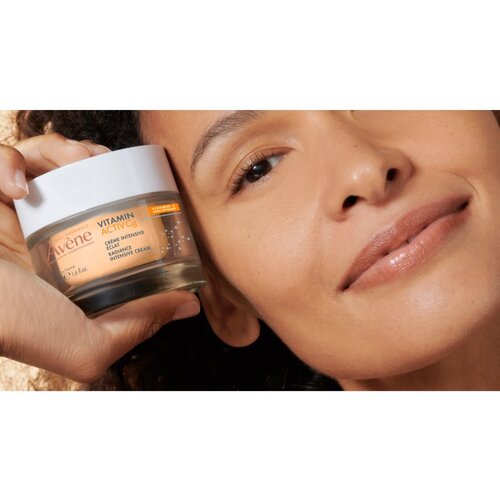 Av&amp;egrave;ne Vitamin Activ Cg intenzivna hidratantna krema protiv starenja lica s vitaminom C 50 ml Slike