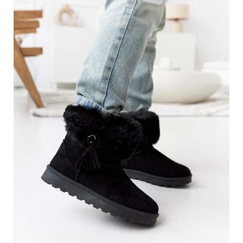 Gemre Black snow boots insulated with fur Geradino Cene