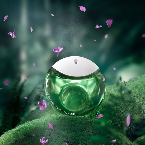 Issey Miyake A Drop d&amp;#039;Issey Essentielle parfumska voda za ženske 90 ml Slike