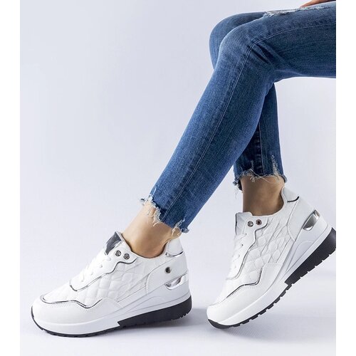 D/CEO White trainers Justar Cijene