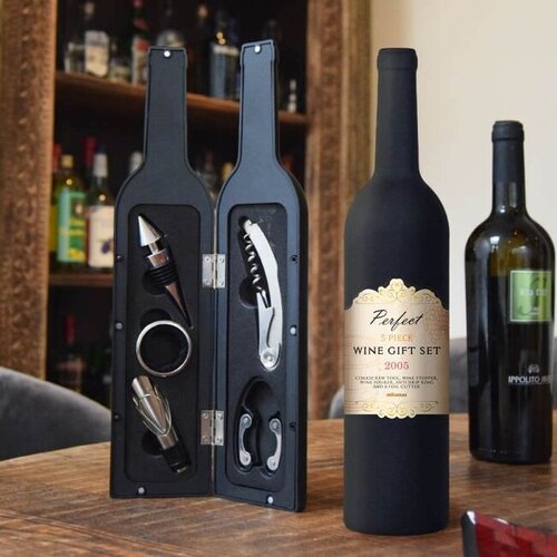  Darilni set za vino v&nbsp;obliki steklenice Cene