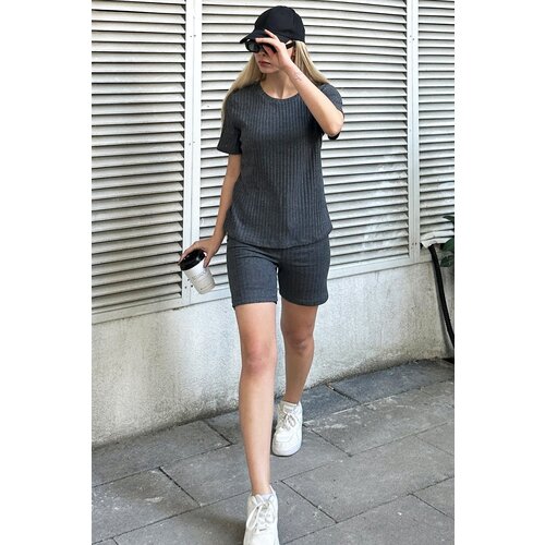 Trend Ala&amp;ccedil;atı Stili Women&amp;#039;s Gray Crew Neck Shorts Double Suit Slike