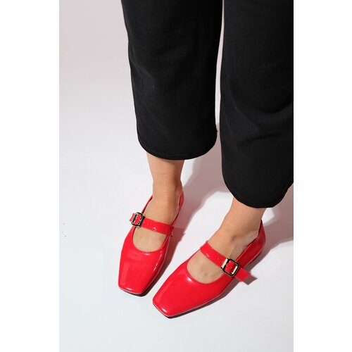 LuviShoes BLUFF Red Patent Leather Women's Flat Toe Flat Shoes Slike