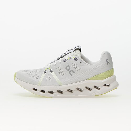 On W Cloudsurfer White/ Sand Cene