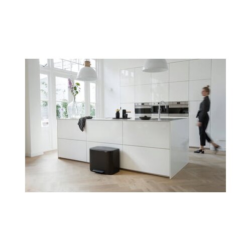 Brabantia Bo pedalni koš za smeti 36 L s plastičnim vložkom - Matt Black Cene