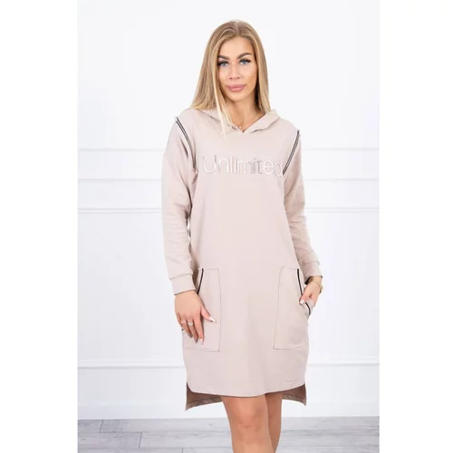 Kesi Dress with the inscription unlimited beige